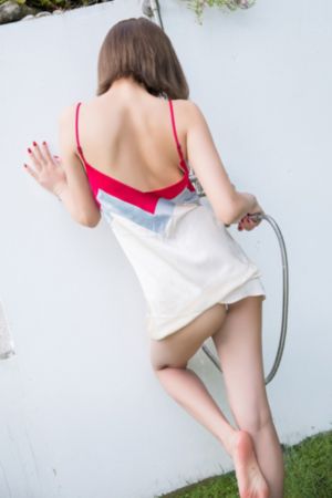 女朋友的闺蜜2免费看